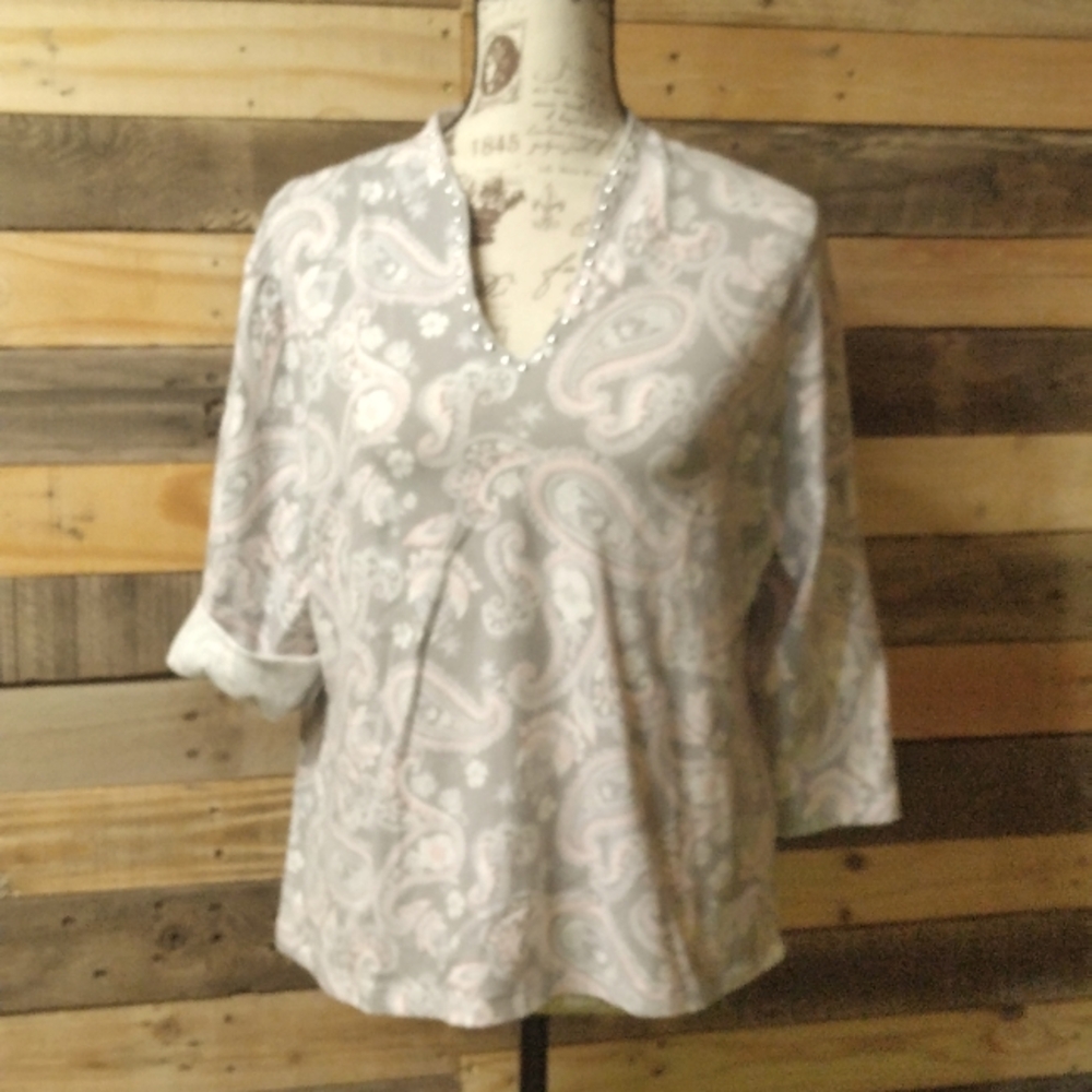 Size Large , Hearts of Palm pink and gray paisley 3/4 sleeve tunic top